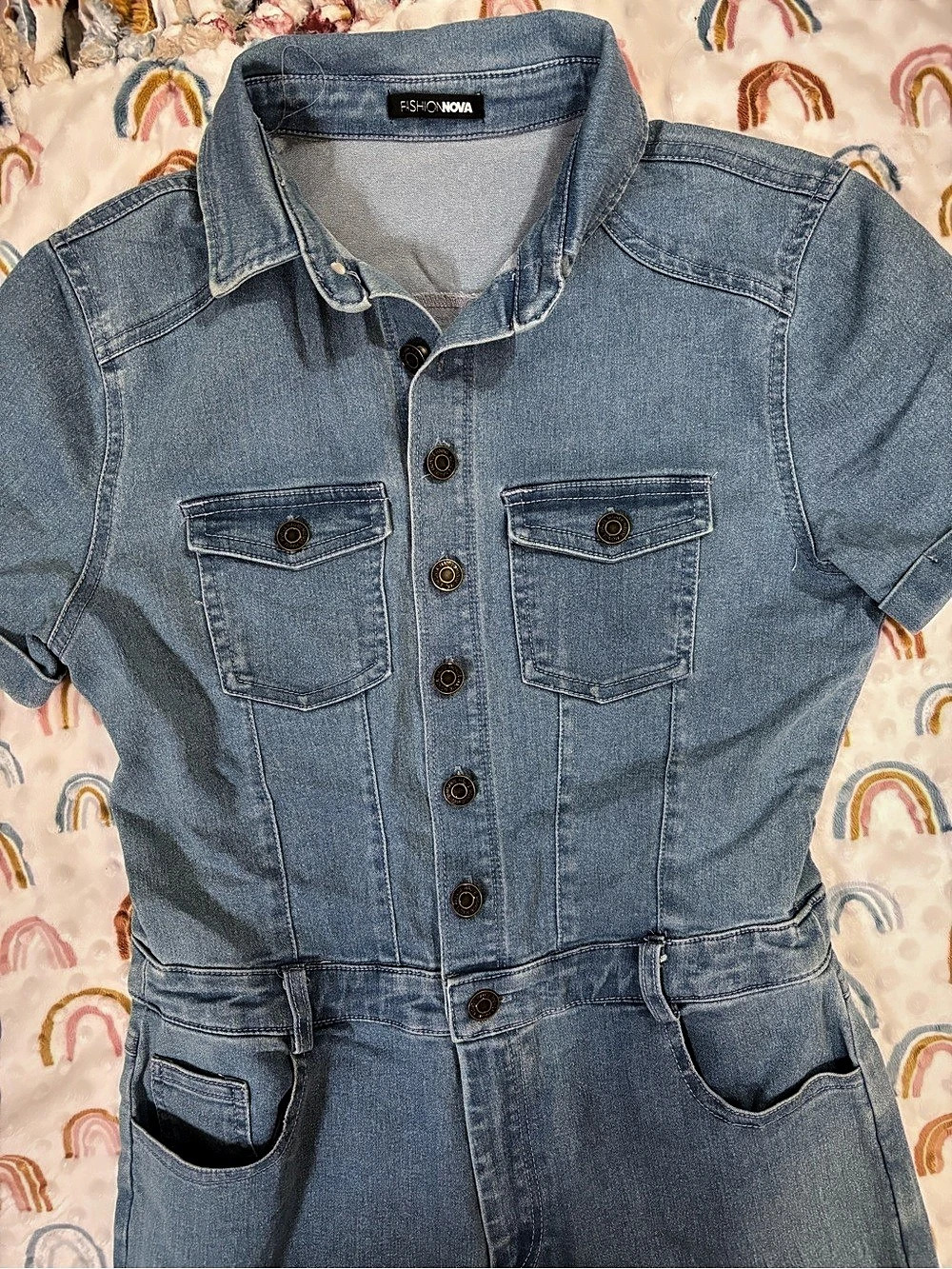 Fashion Nova Womens Blue Denim Jumpsuit Short Sleeve Button Front Tapered Leg S - Picture 6 of 8